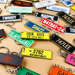 Engraved PlateIt© Personalised Licence Plate Keychain - CustomKings - 