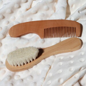 Wooden brush and comb with personalised name