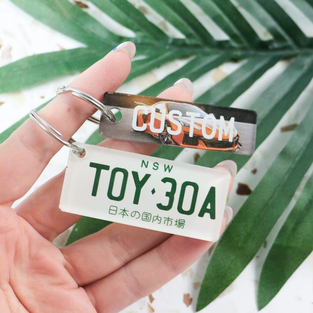Licence plate key chains and keyrings 3 Custom licence plate keyring with your plate