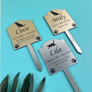 Engraved outdoor pet memorial spike