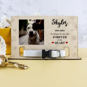 Pet memorial photo stand for collar