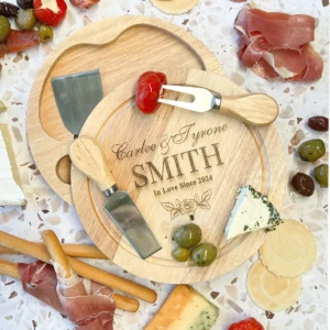 Rotating engraved married cheese set