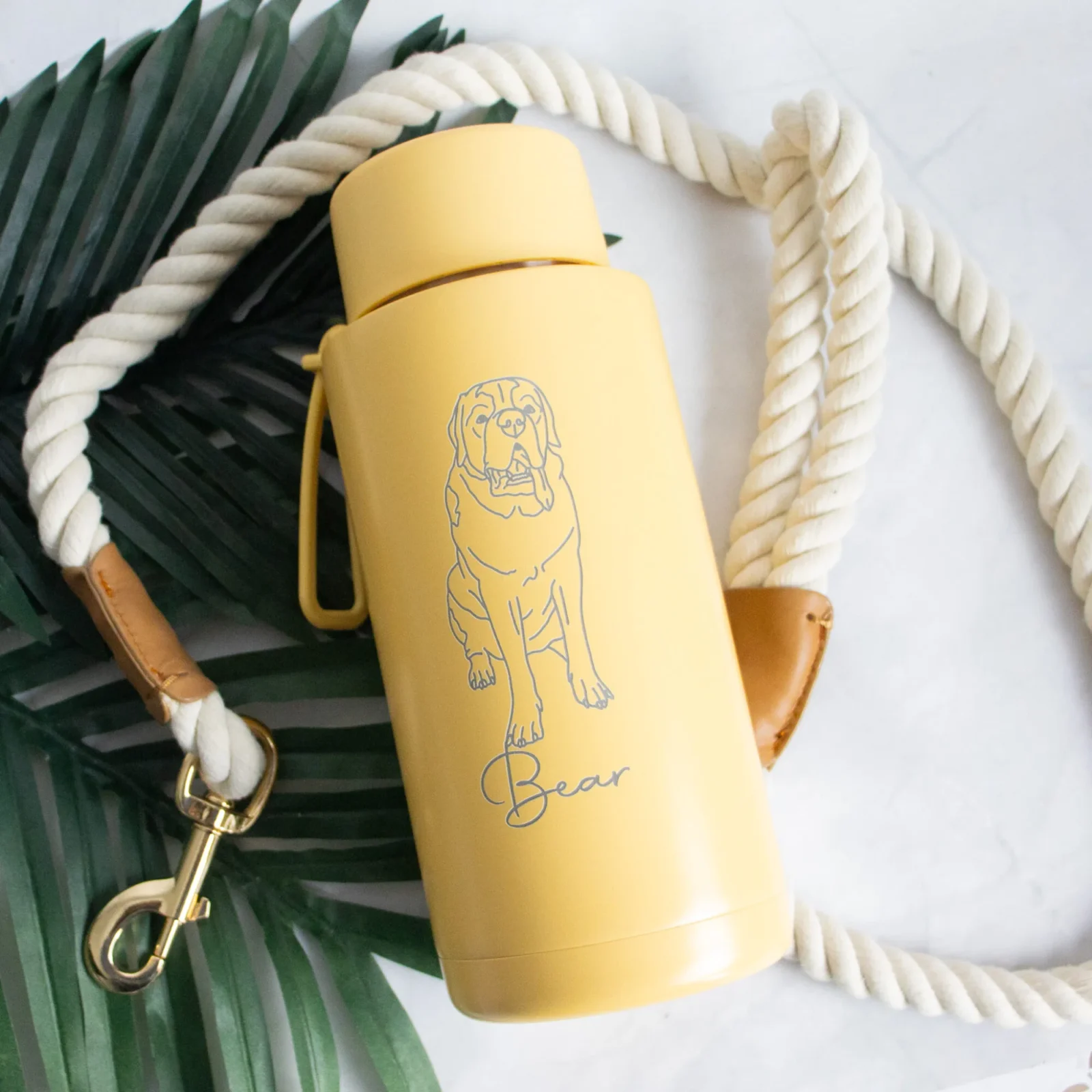 Pet Outline Drawing Reusable 1 Litre Water Bottle