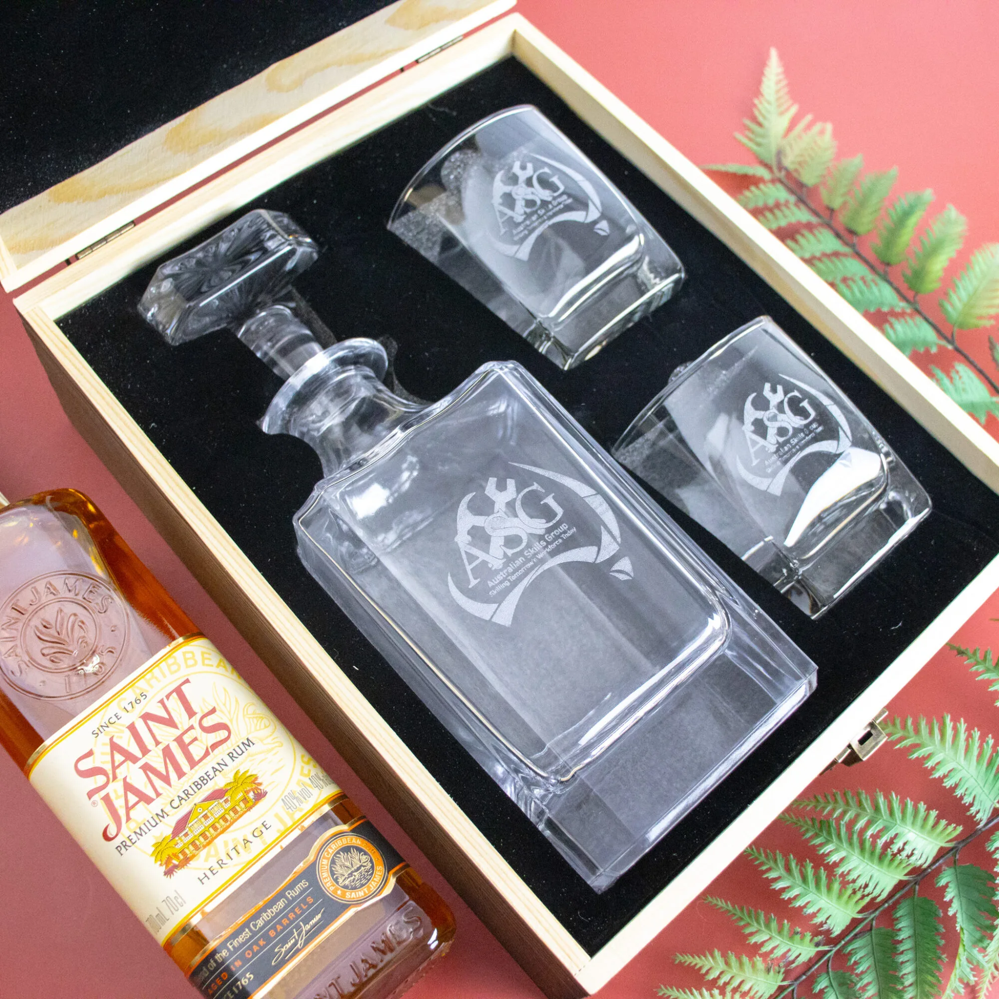 Personalised corporate boxed decanter set with two glasses 1 Personalised corporate boxed decanter set with two glasses