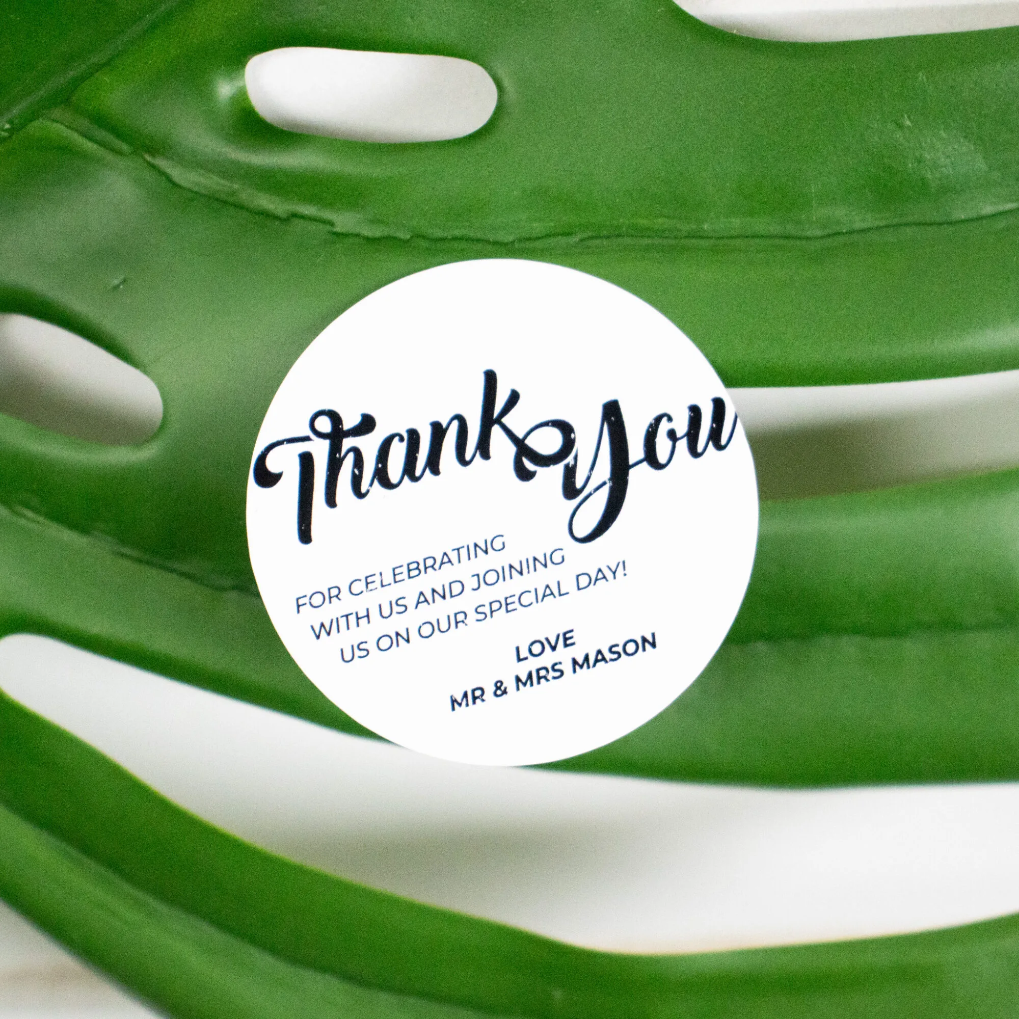 Round wedding thank you sticker sets 2 Round wedding thank you sticker sets