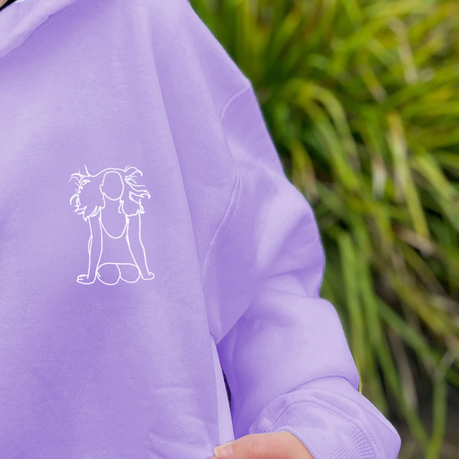 Spicy Embroidered Drawn Hoodie couples