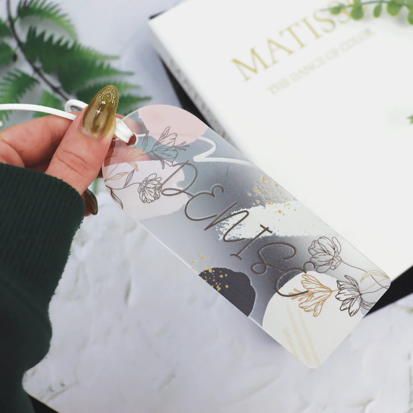 Acrylic Floral Highlights Bookmark